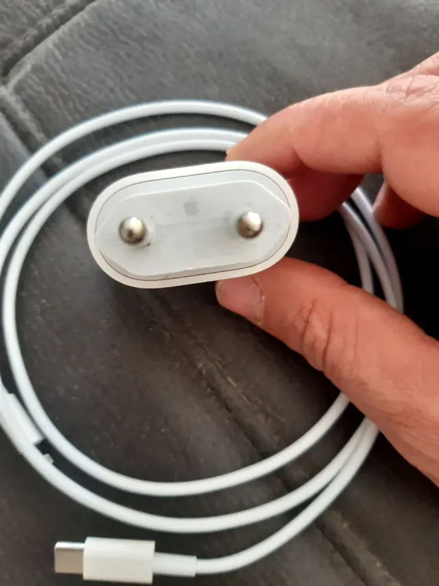 Cargador Apple Original USB-C Blanco