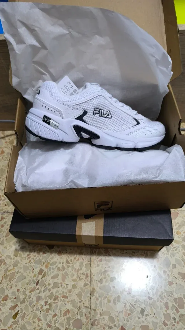 Zapatillas Fila DLS Foam Mujer (T38.5)¡A ESTRENAR!