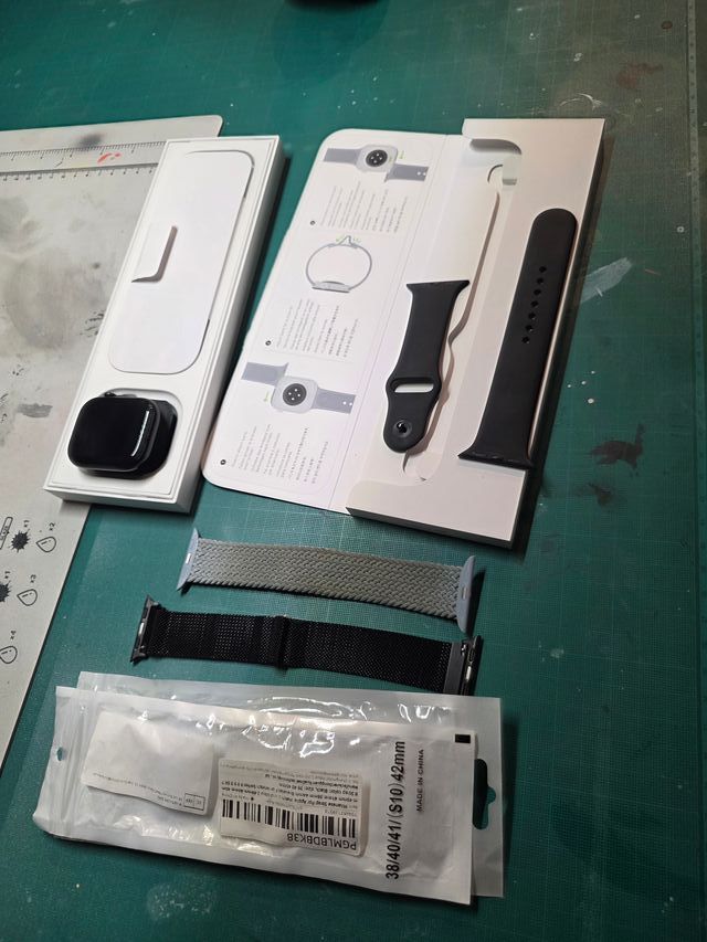 Apple Watch Series 10 LTE + GPS - 46mm - Garantía