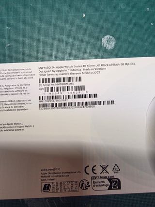 Apple Watch Series 10 LTE + GPS - 46mm - Garantía