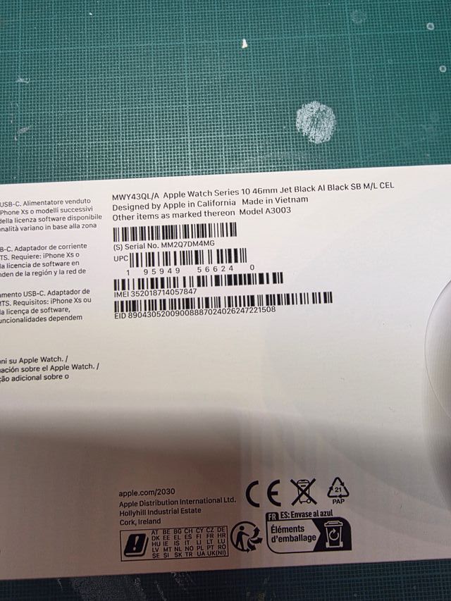 Apple Watch Series 10 LTE + GPS - 46mm - Garantía