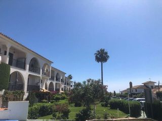 Piso en venta en El Faro de Calaburra - Chaparral en Mijas