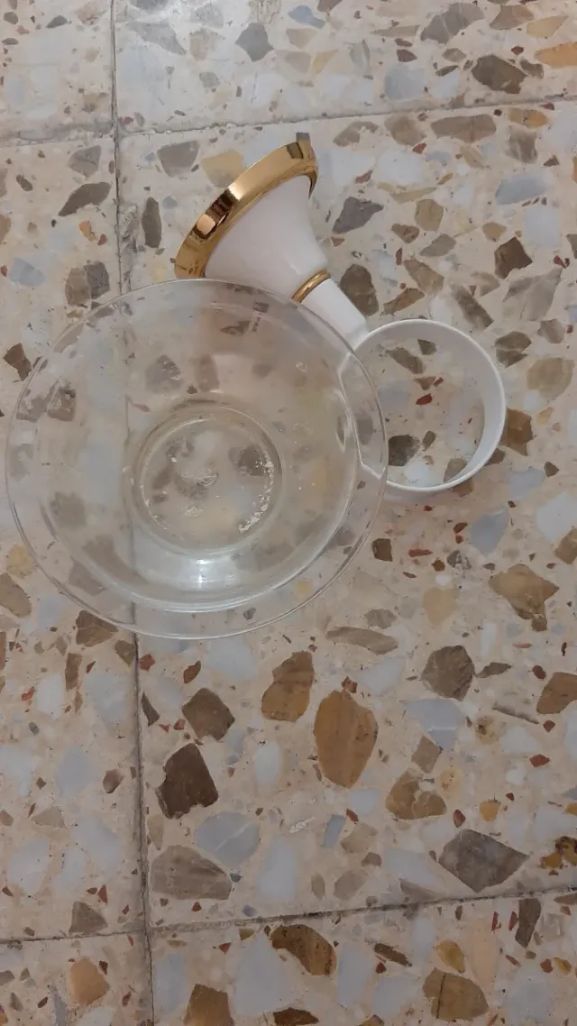 Juego accesorios baño dorado y blanco