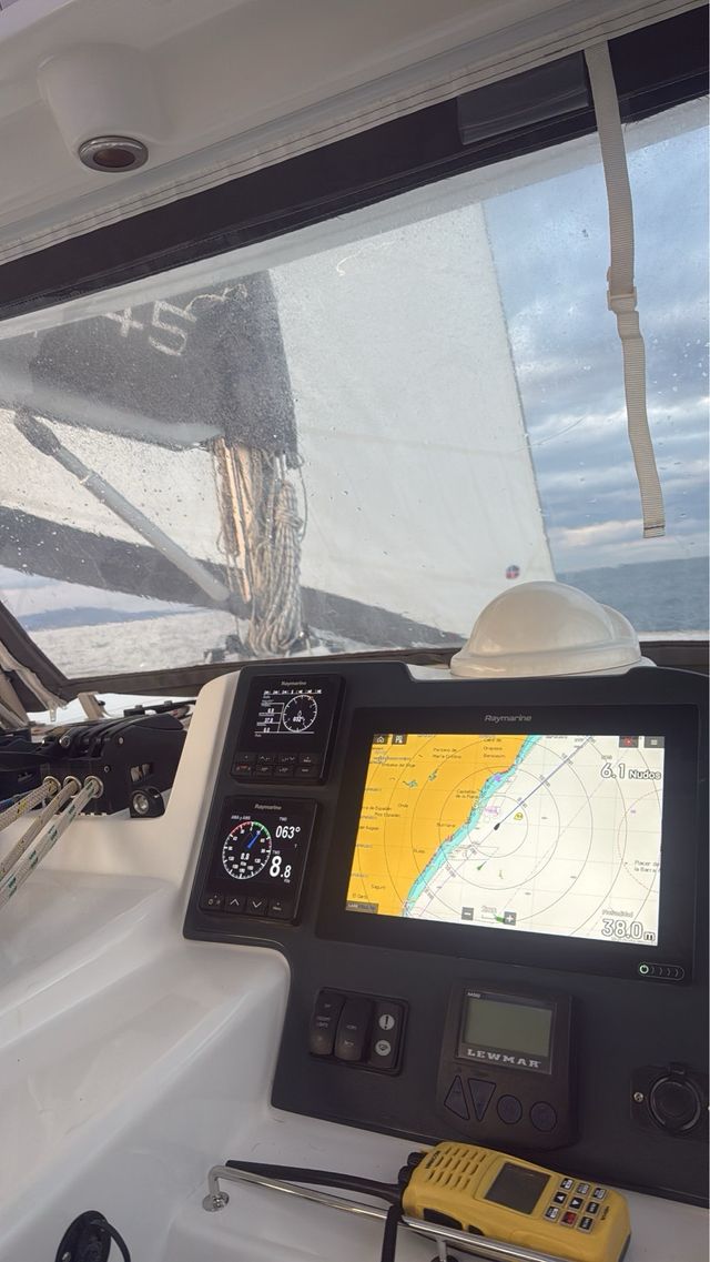 TRASLADO DE EMBARCACIONES / BOAT TRÀNSFER