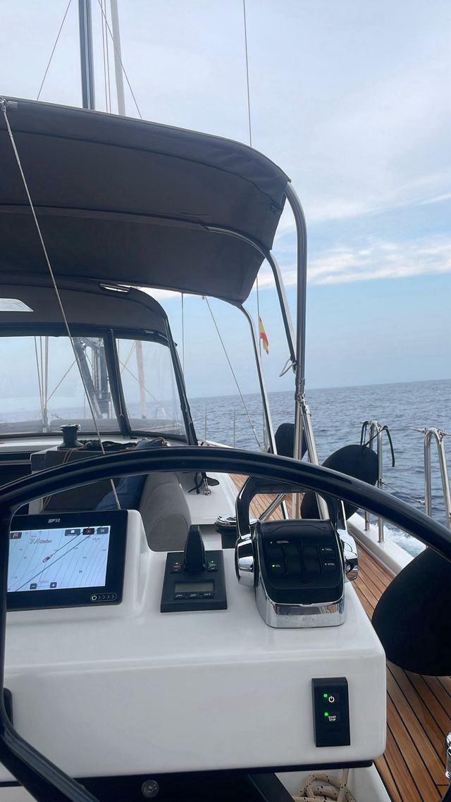 TRASLADO DE EMBARCACIONES / BOAT TRÀNSFER