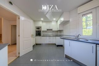 Chalet en alquiler en La Florida - El Plantío en Madrid