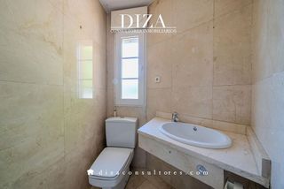 Chalet en alquiler en La Florida - El Plantío en Madrid