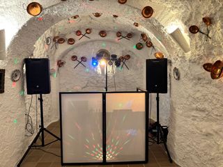 DJ para bodas y fiestas – Granada, Málaga, Jaén