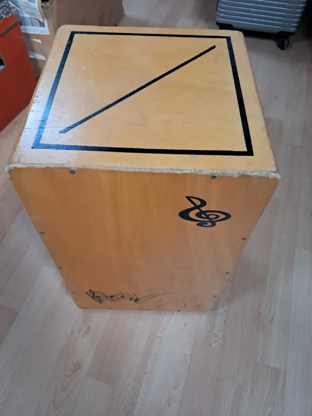Caja Flamenca [ NO ESTAFADORES ]