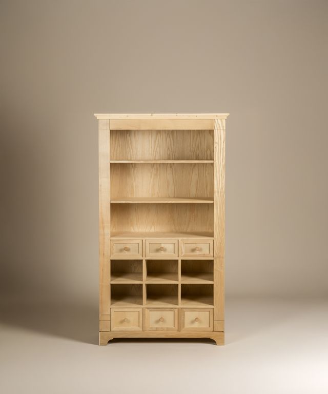 Librería biblioteca con cajones