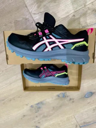 Zapatillas Asics Trail Scout 3 Negro/Rosa