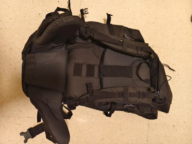 Mochila Forclaz 50L Negra