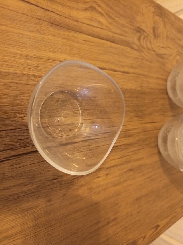 Set di 12 ciotole in vetro