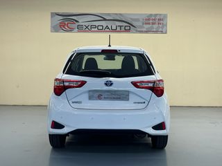 TOYOTA YARIS AUTOMATICO HYBRID 2020