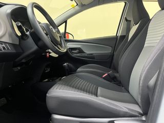 TOYOTA YARIS AUTOMATICO HYBRID 2020