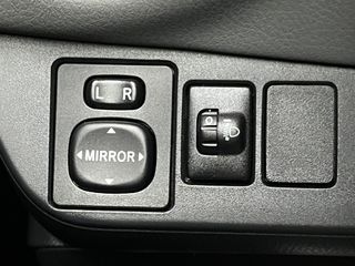 TOYOTA YARIS AUTOMATICO HYBRID 2020