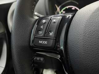 TOYOTA YARIS AUTOMATICO HYBRID 2020