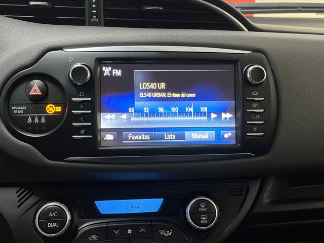 TOYOTA YARIS AUTOMATICO HYBRID 2020