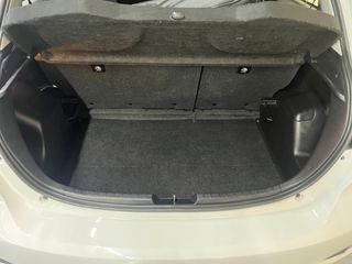 TOYOTA YARIS AUTOMATICO HYBRID 2020