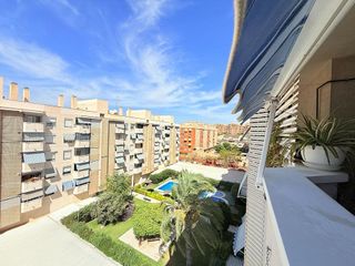 Piso en venta en Garbinet en Alicante