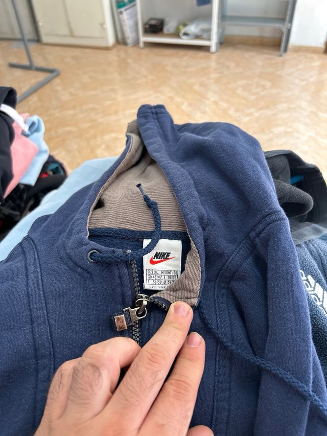 Ropa Liquidación 4€/kilo hasta final existencias