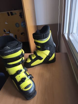 Botas de esquí Rossignol amarillas y negras