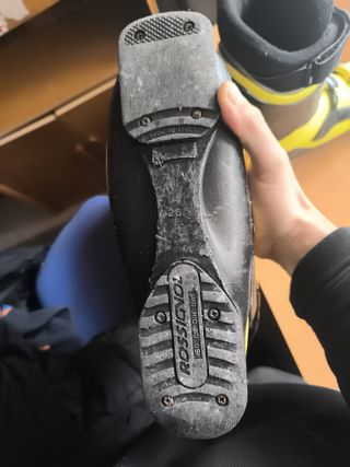 Botas de esquí Rossignol amarillas y negras