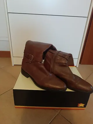 Stivali Geox marroni in pelle