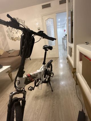 Bicicleta Eléctrica Plegable BLUWALK
