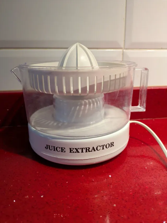 Exprimidor Eléctrico Juice Extractor