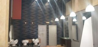 Local comercial en alquiler en Joc de la Bola - Camps d'Esports - Ciutat Jardí - Montcada en Lleida