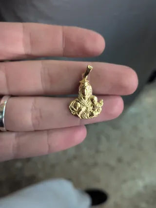 Virgen del Carmen Silueta Colgante Oro