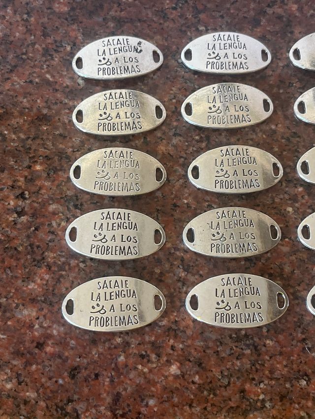 Placas Sácala la lengua a los problemas 43 x23