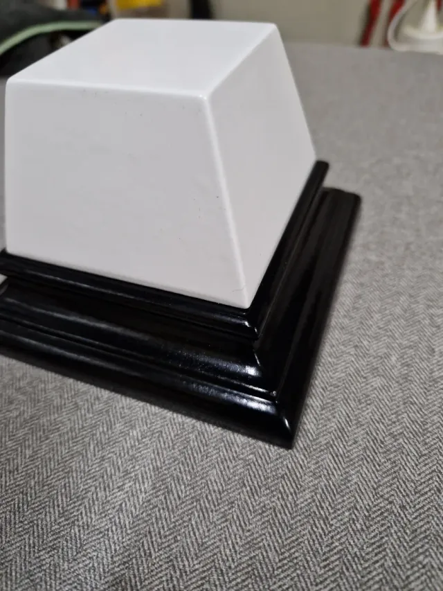 Peana pedestal expositor