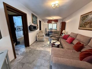 Casa adosada en venta en Las Lagunas en Mijas