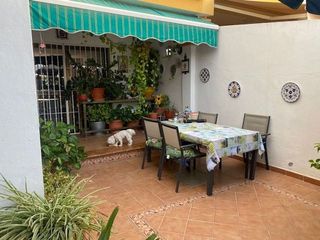 Casa adosada en venta en Las Lagunas en Mijas