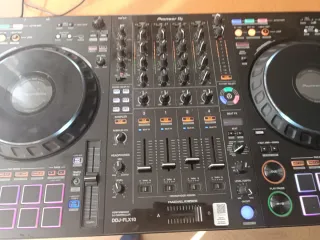 Controlador DJ Pioneer DDJ-FLX10