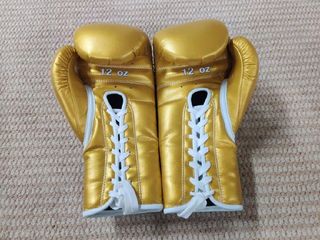 Guantes de boxeo Winning dorados