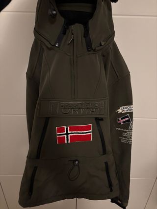 Chaqueta Geographical Norway verde militar