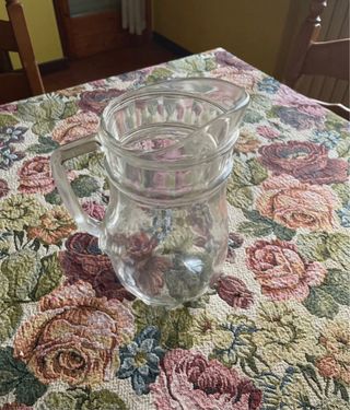 Brocca in vetro per acqua