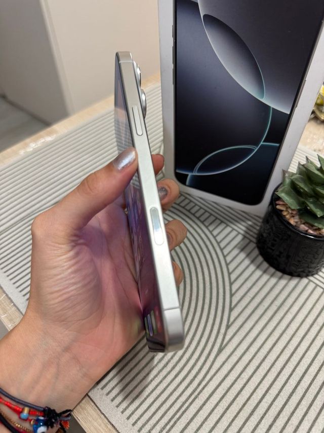 iPhone 16 Pro Max 256gb