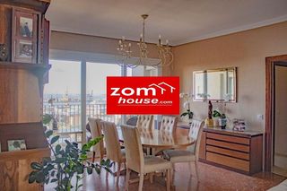 Piso en venta en Zona Bahía Blanca en Cádiz