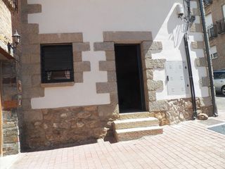 Local comercial en venta en Miraflores de la Sierra