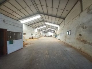 Nave industrial en venta en Andújar