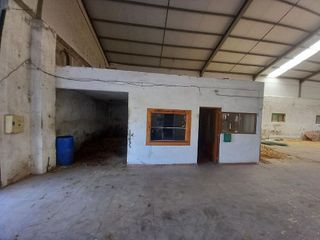 Nave industrial en venta en Andújar