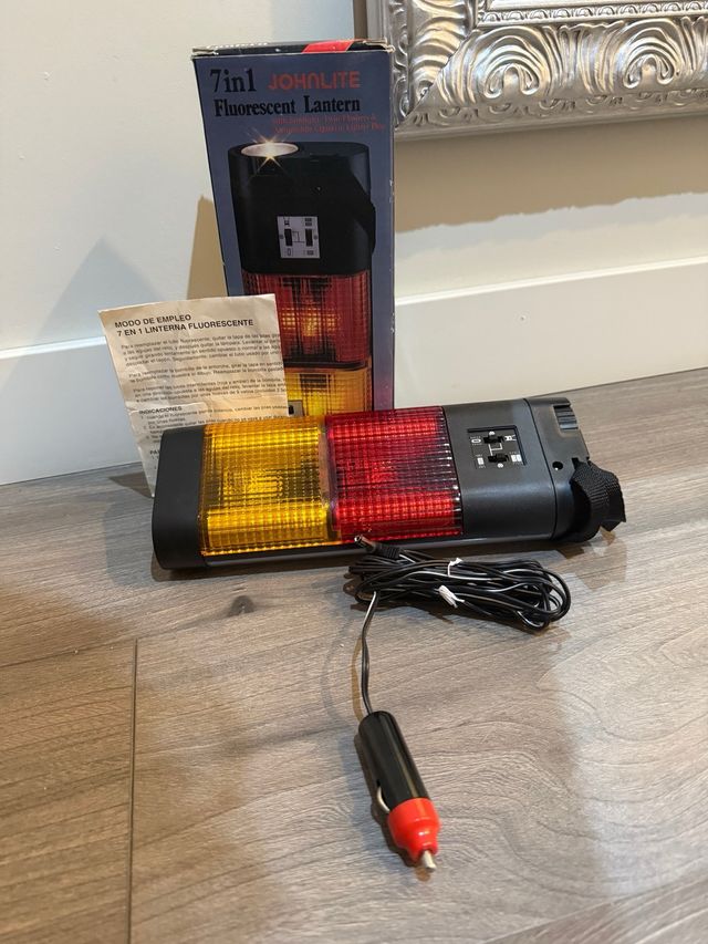 Linterna Fluorescente 7 en 1 Johnlite