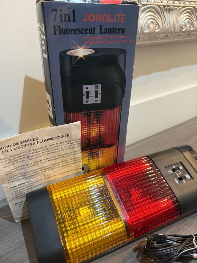 Linterna Fluorescente 7 en 1 Johnlite