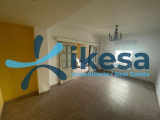 Casa adosada en venta en Gerena