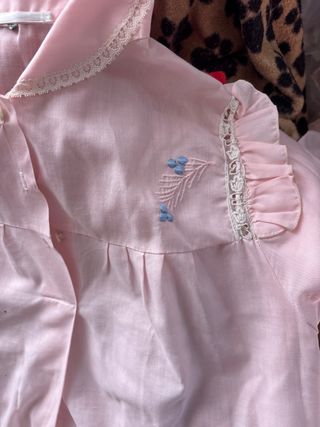 2 Camisones rosas con encaje