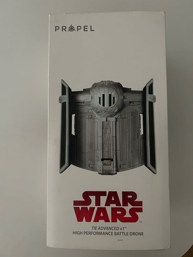 Dron Star Wars TIE Advanced x1 Propel